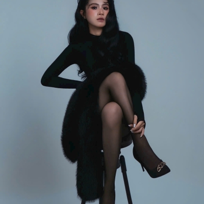 Chạm nhẹ vào visual, rung động cả thế giới