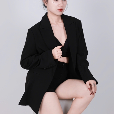 Concept Vest Đen