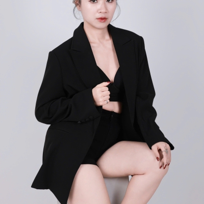 Concept Vest Đen