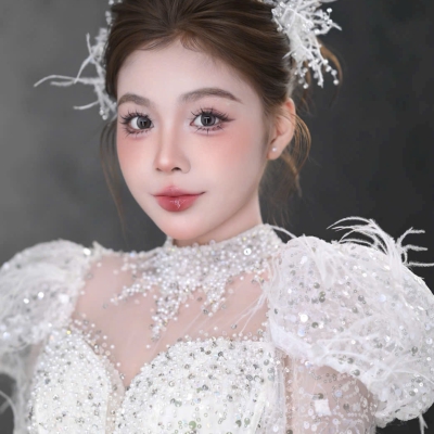 Cô dâu tóc búi - chuẩn mực của sự sang trọng và tinh tế !!!